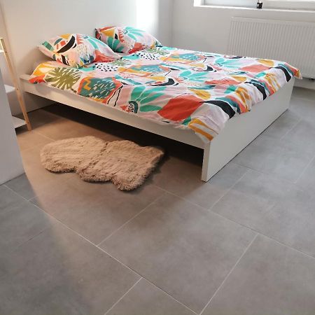 Le Caillou Blanc Lägenhet Charleroi Exteriör bild