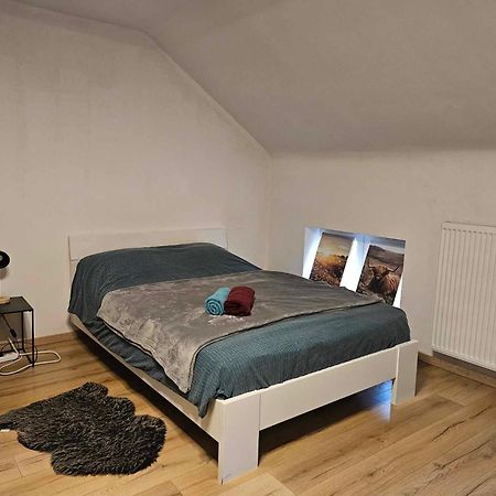 Le Caillou Blanc Lägenhet Charleroi Exteriör bild