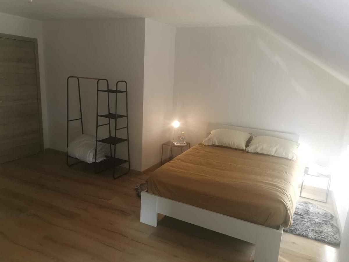 Le Caillou Blanc Lägenhet Charleroi Exteriör bild